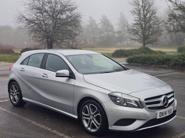 MERCEDES-BENZ A180 SPORT