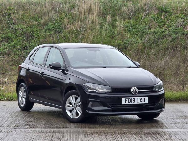 VOLKSWAGEN POLO SE TECH EDITION